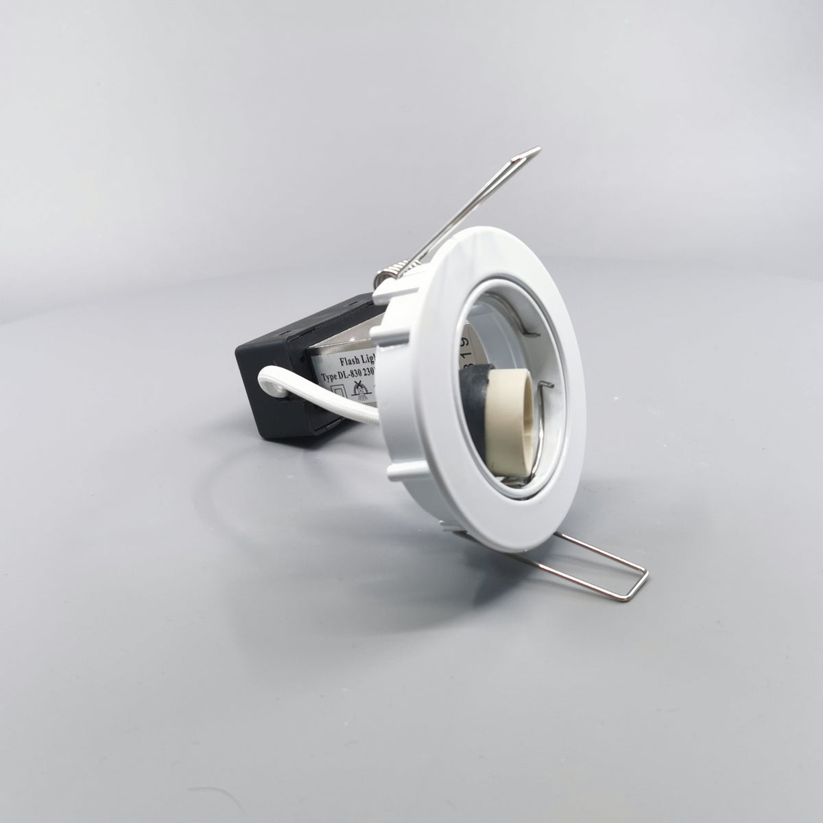 DL-830 230V GU10 max 50W hvid (360° frame 20)
