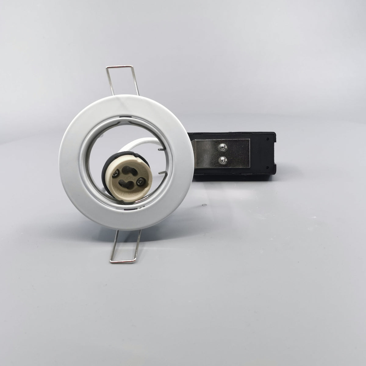 DL-830 230V GU10 max 50W hvid (360° frame 24)