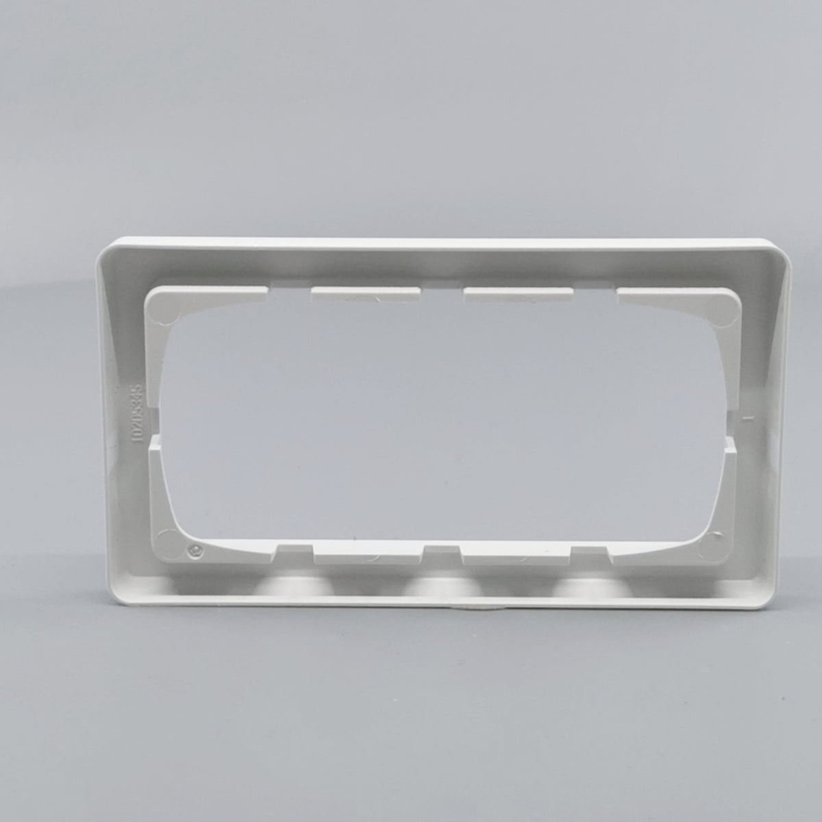 LK Fuga ramme Baseline 63 2m vandret - hvid (360° frame 13)