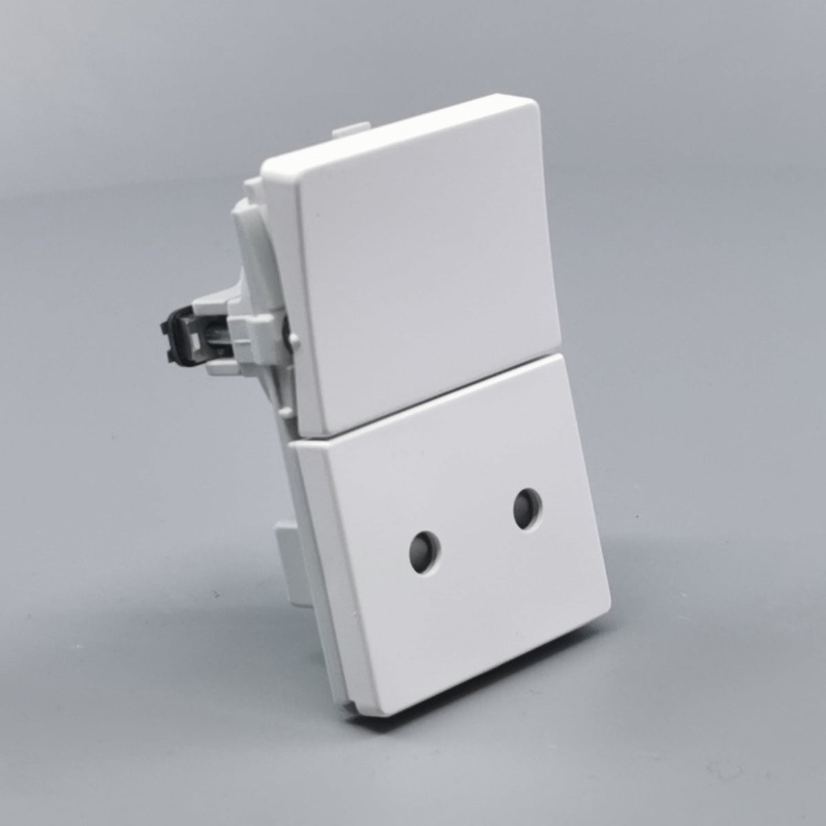 Fuga stikkontakt uden jord med afbryder 1½ modul 2-pol - hvid (360° frame 22)