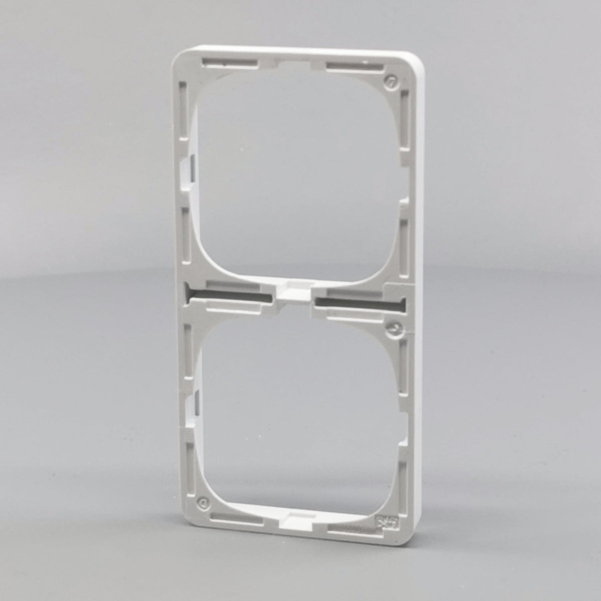 LK Fuga ramme Baseline 50 2m lodret - hvid (360° frame 14)