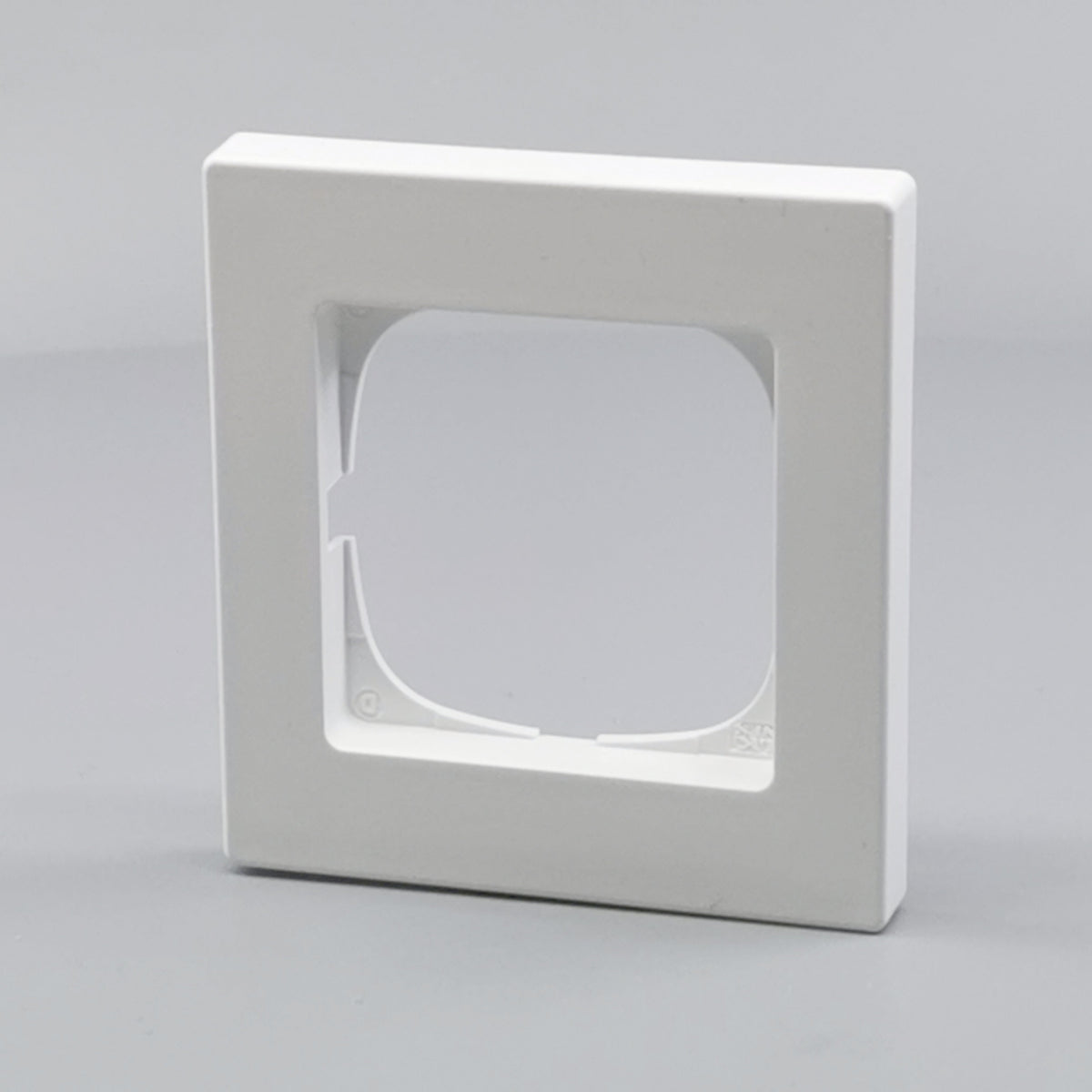 LK Fuga ramme Baseline 68 1m - hvid (360° frame 2)