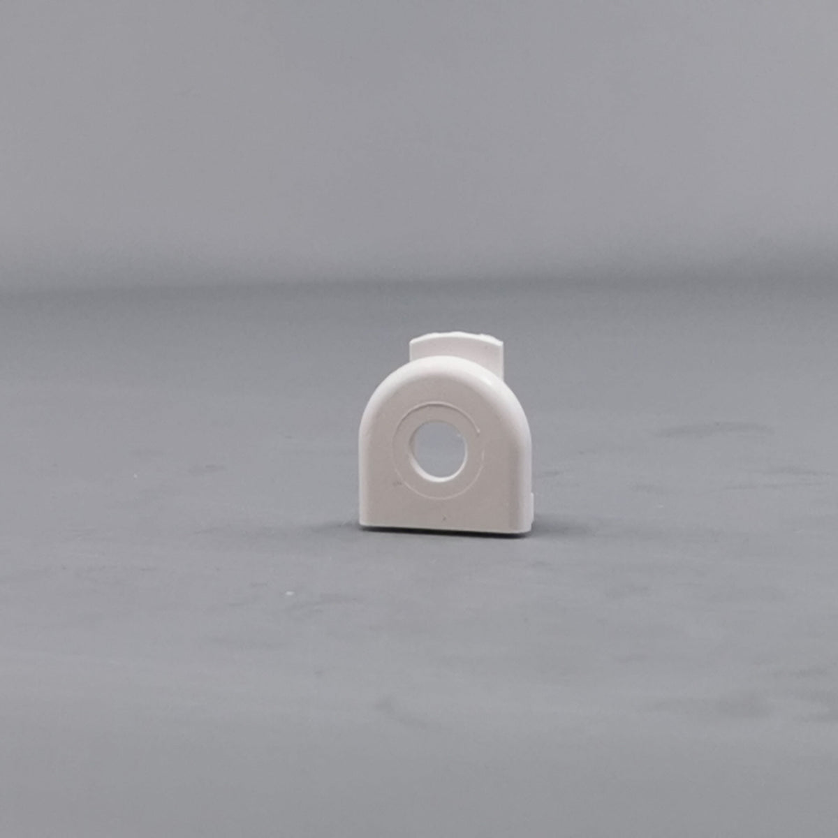 Plasttylle for rund kabel hvid (360° frame 2)