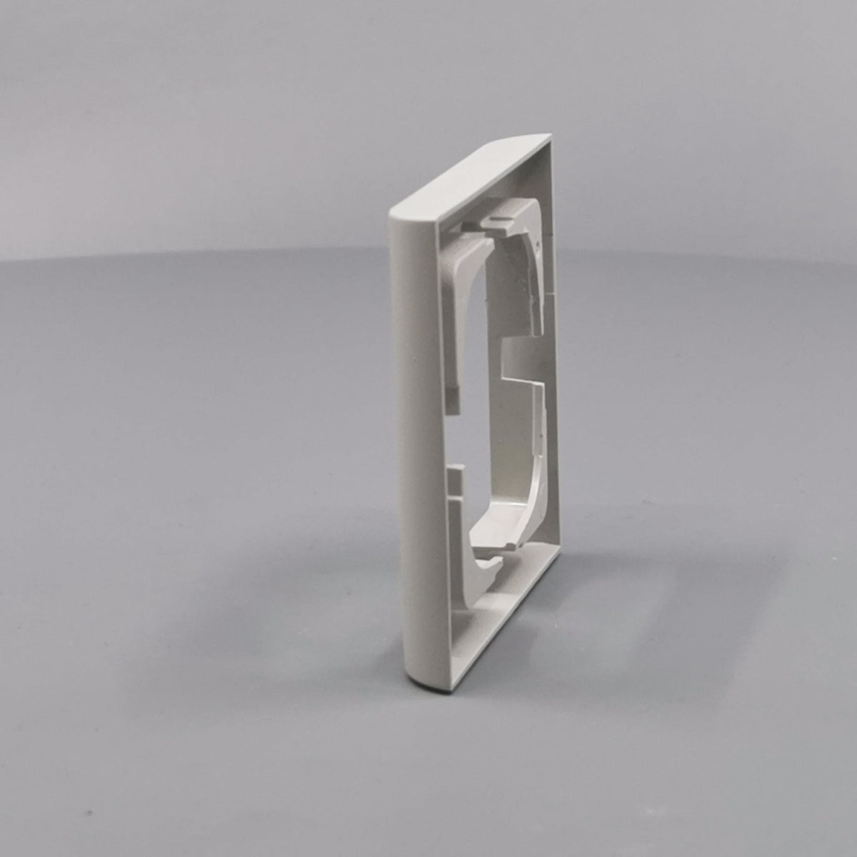 LK Fuga ramme Softline 63 1m - lysegrå (360° frame 8)