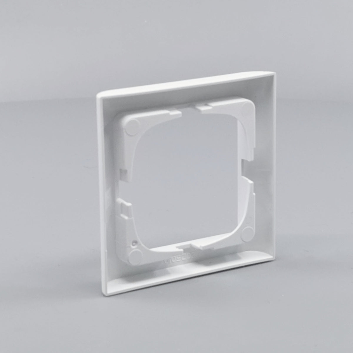 LK Fuga ramme Softline 63 1m - hvid (360° frame 11)