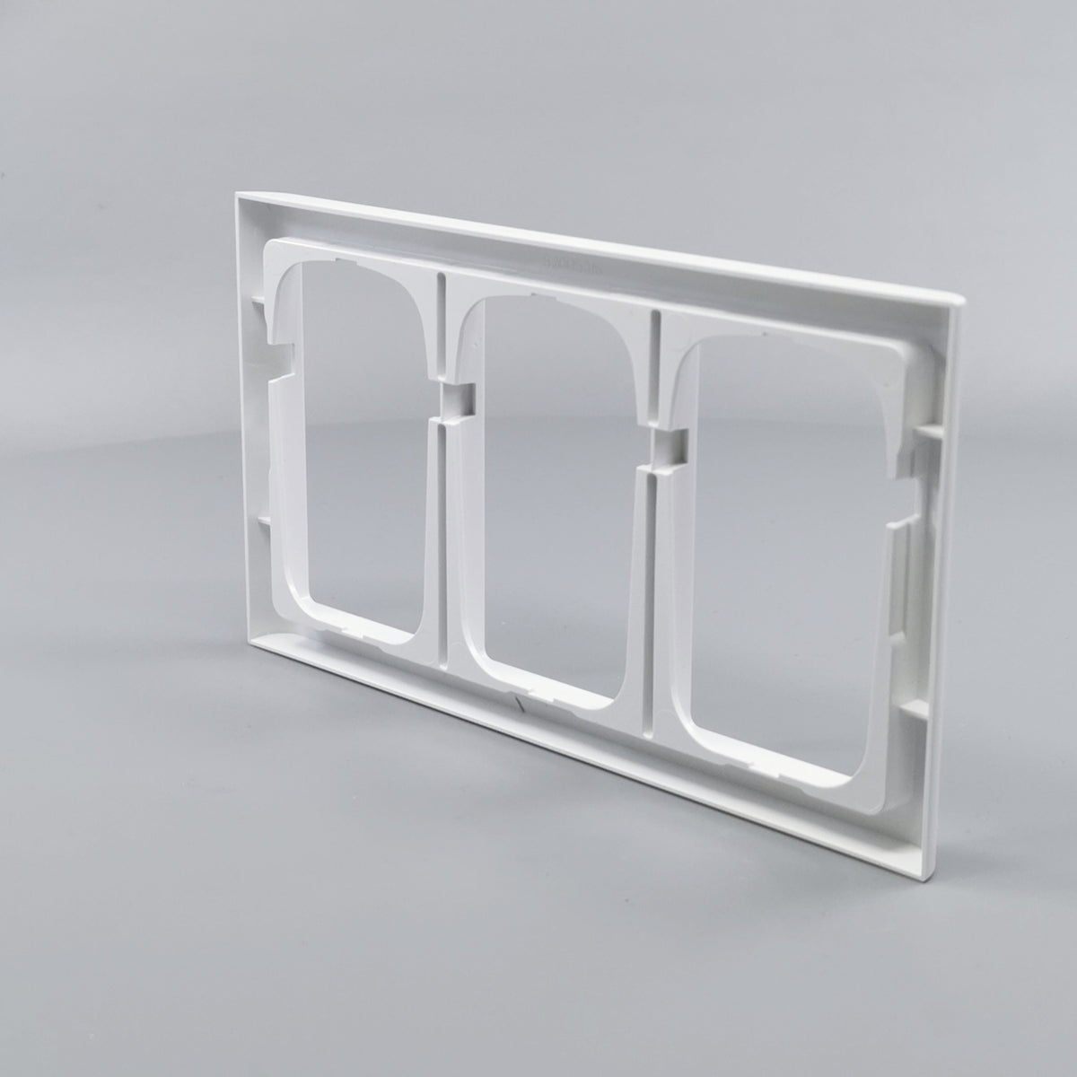 LK Fuga ramme Softline 63 3x1½m - hvid (360° frame 16)