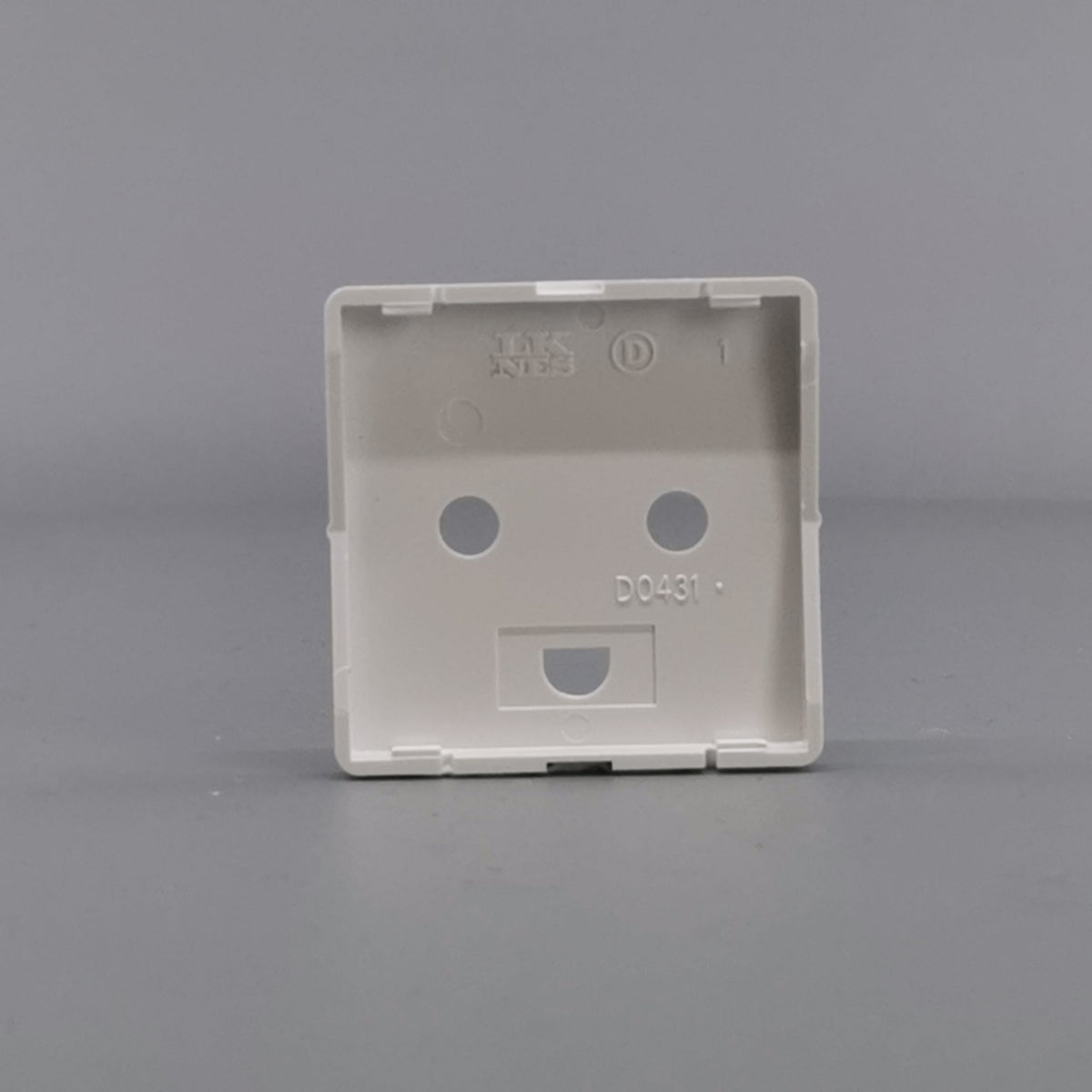 FUGA afdækning for stikkontakt 1 m med j gl type (360° frame 13)