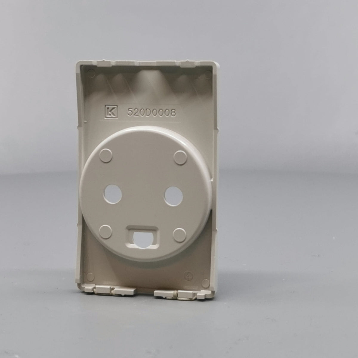 Fuga Afdækning for stikkontakt 1½ modul lysegrå (360° frame 14)