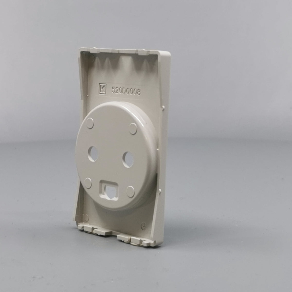 Fuga Afdækning for stikkontakt 1½ modul lysegrå (360° frame 16)