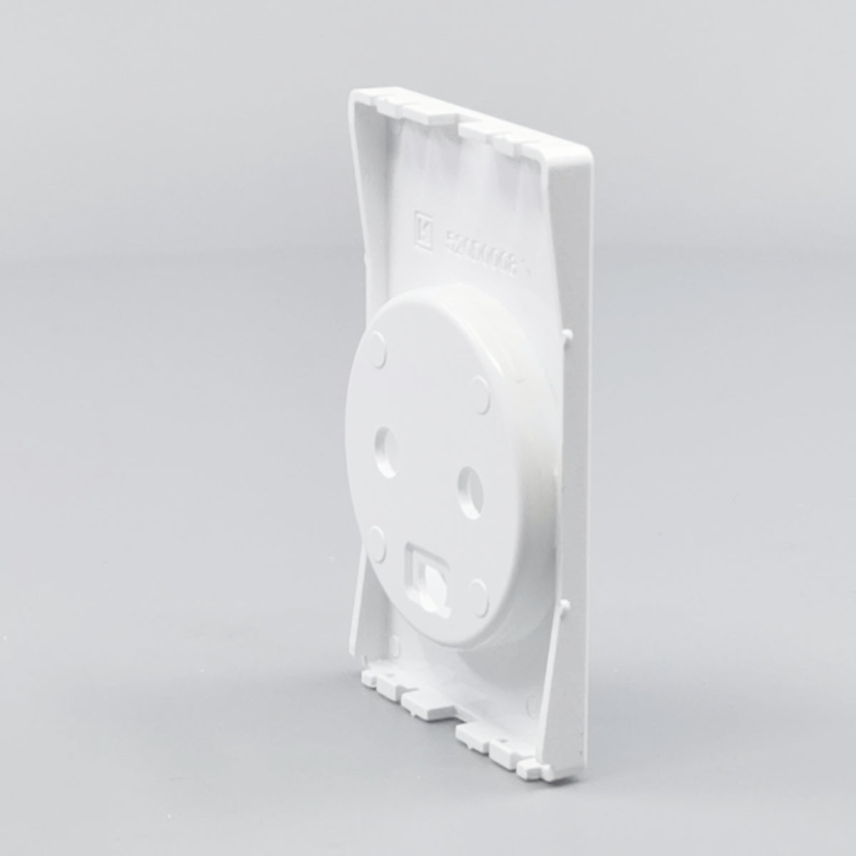 Fuga Afdækning for stikkontakt 1½ modul hvid (360° frame 17)