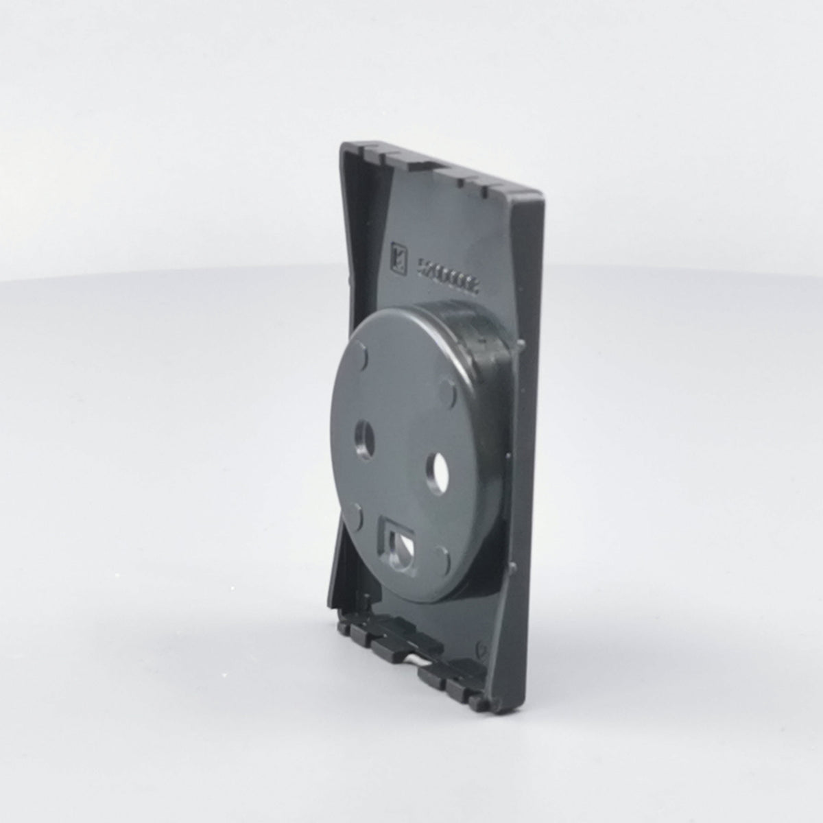 Fuga Afdækning for stikkontakt 1½ modul koksgrå (360° frame 17)