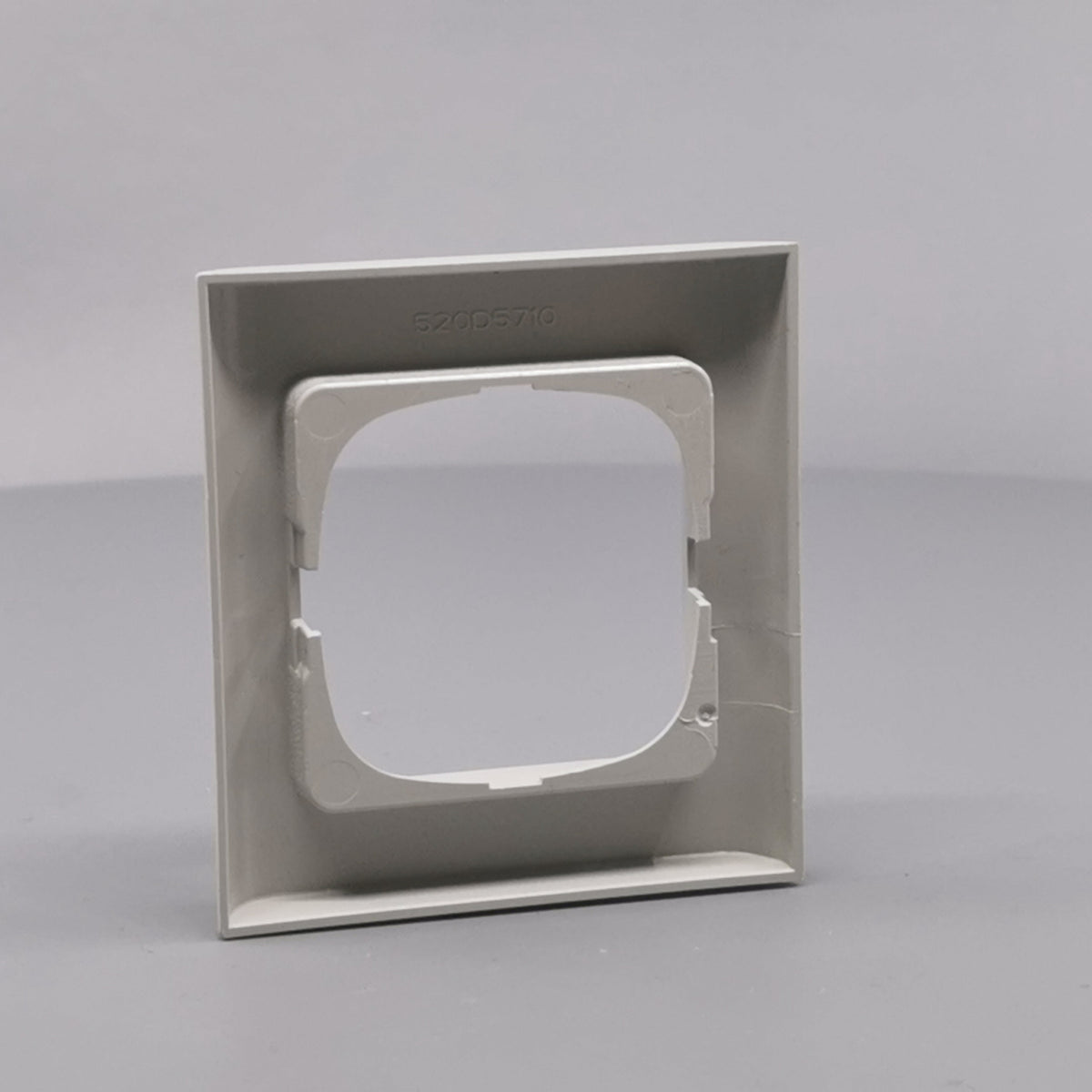 LK Fuga ramme Softline 68 1m - lysegrå (360° frame 12)
