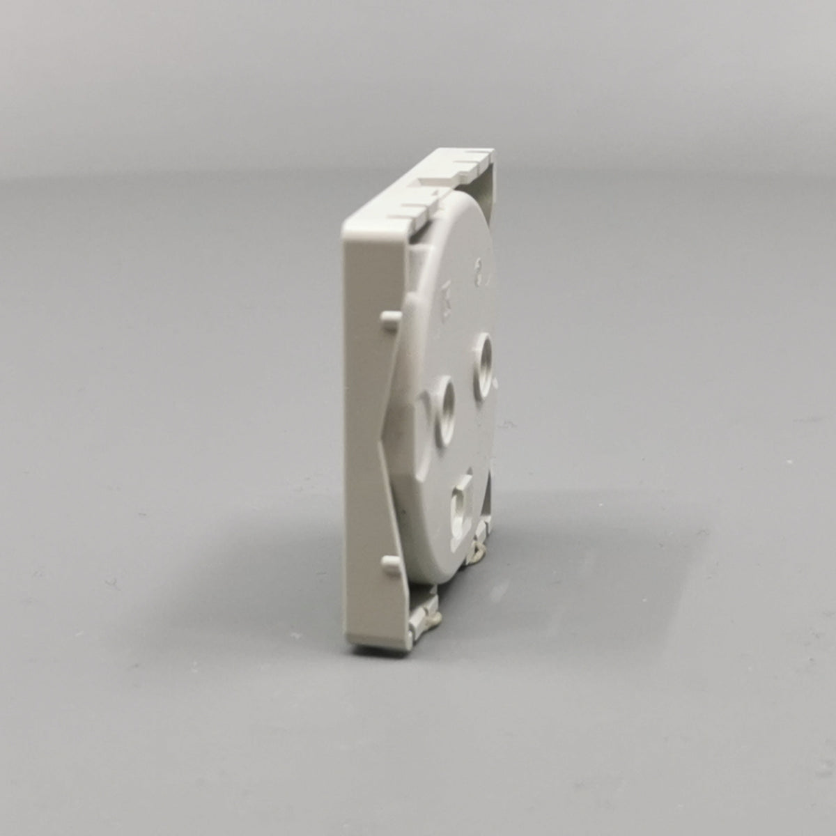 Fuga Afdækning for stikkontakt 1 modul lysegrå (360° frame 8)