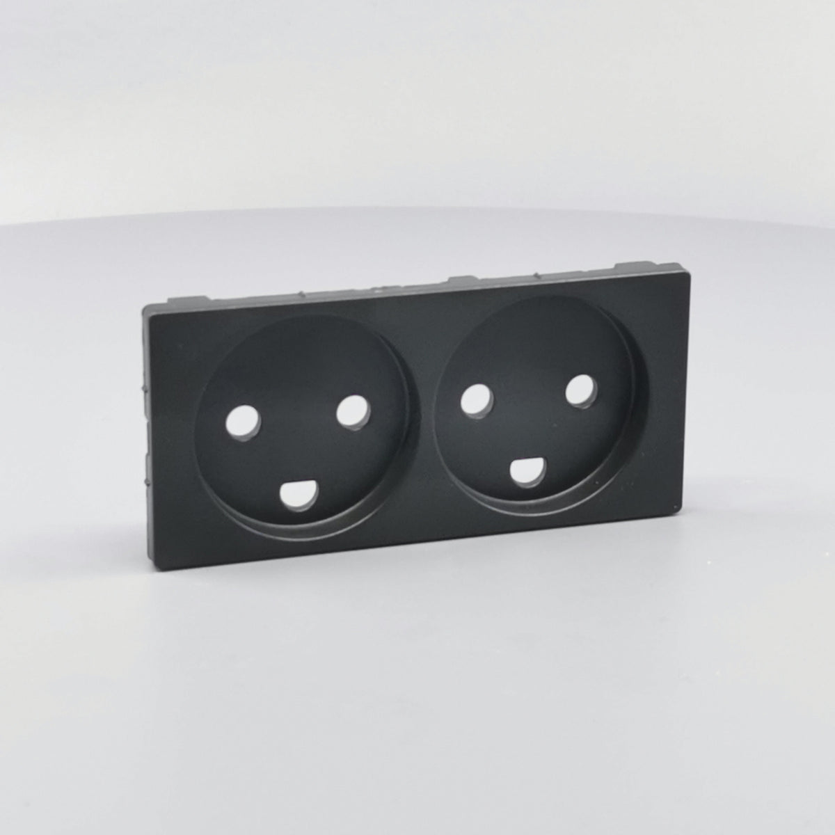LK FUGA tangent stikkontakt 2 M, 2-pol med jord kg (360° frame 24)