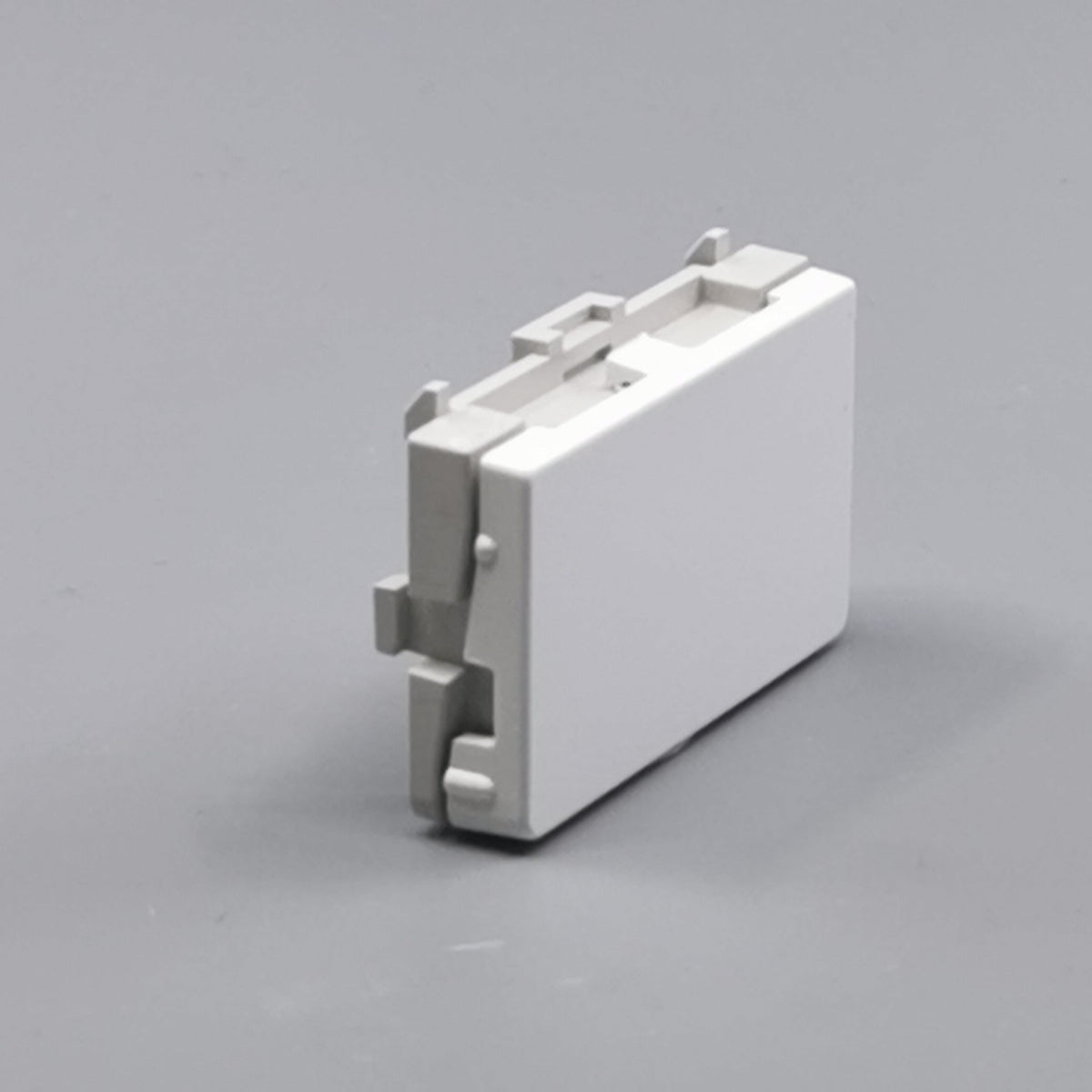 Fuga blænddæksel til 1½ modul ramme - hvid (360° frame 21)