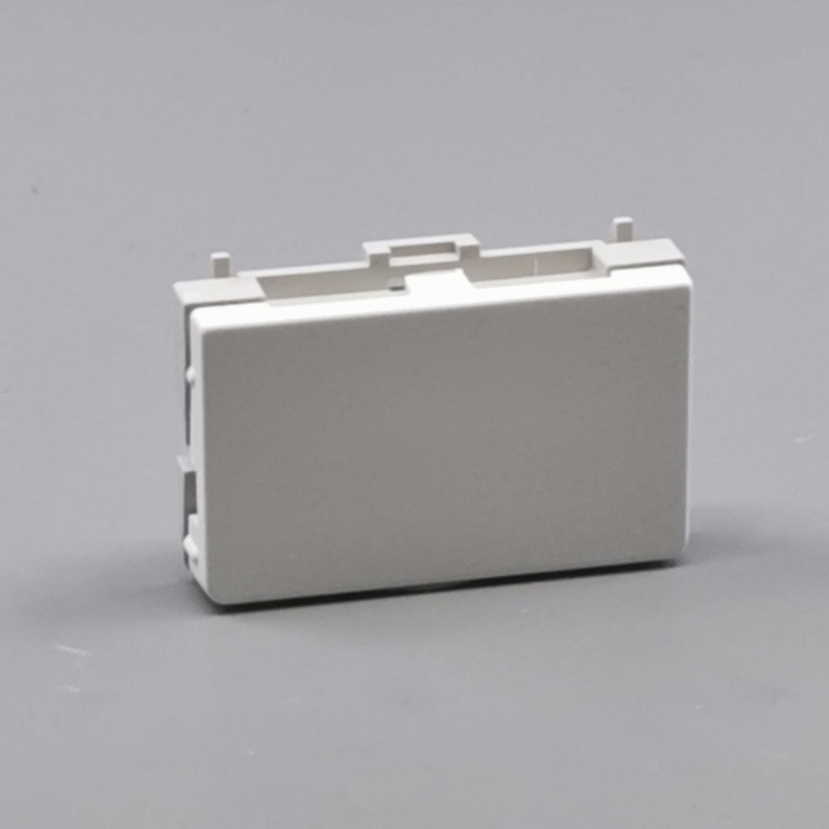 Fuga blænddæksel til 1½ modul ramme - hvid (360° frame 24)