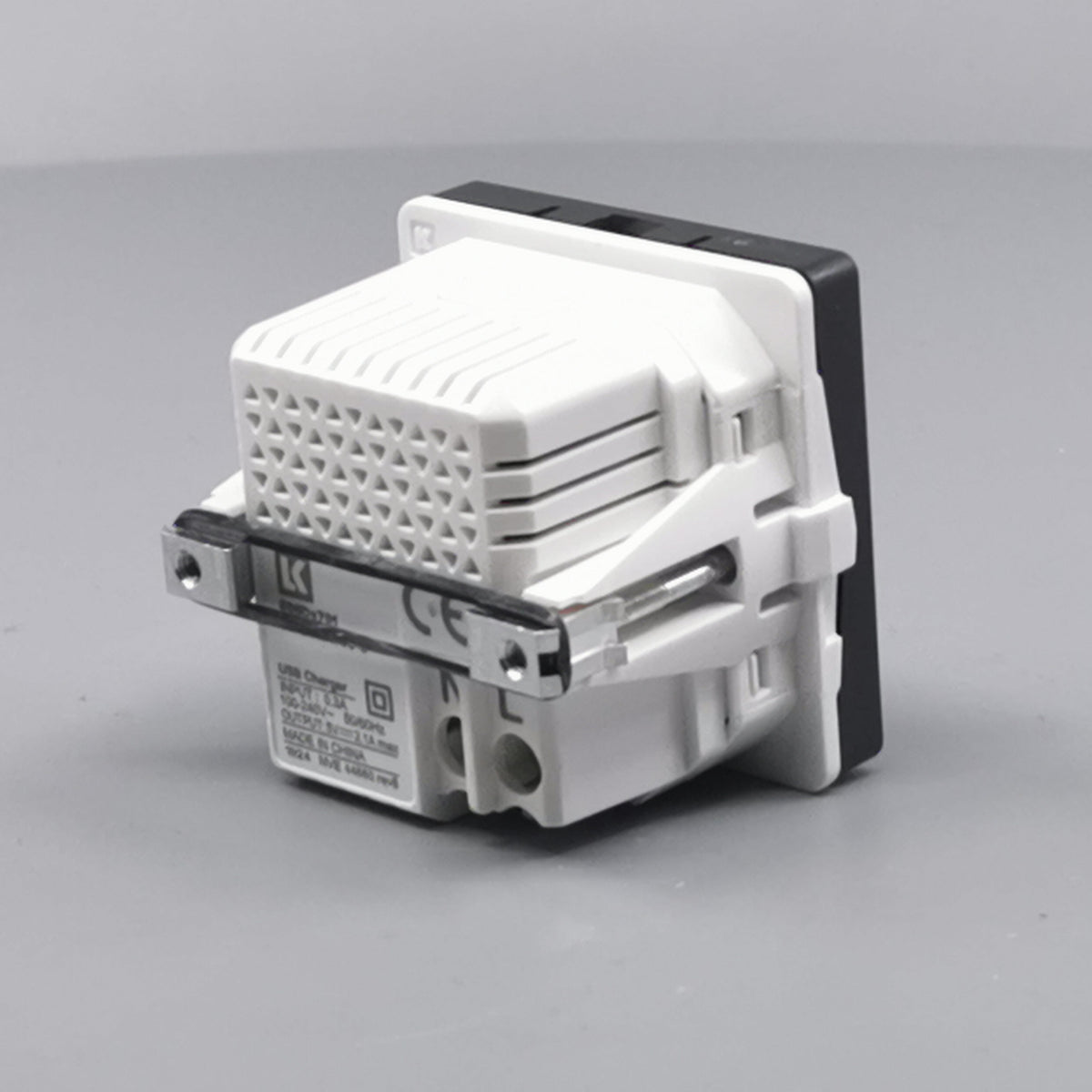 LK Fuga 2xUSB lader 2,1A 1 modul koksgrå (360° frame 16)