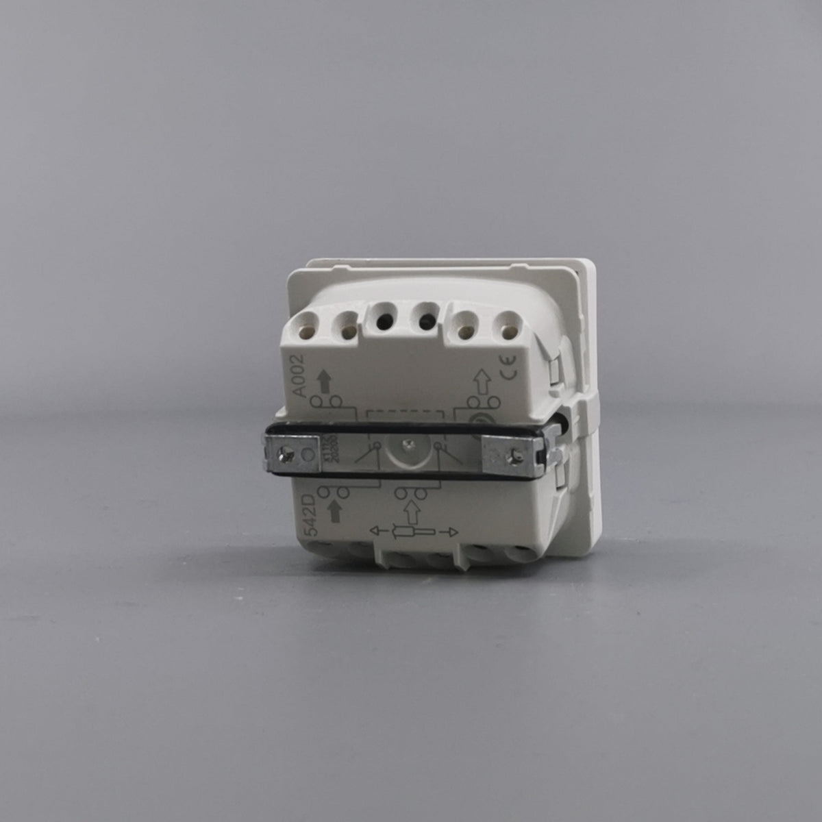 LK Fuga afbryder 2-pol 440V 16A - hvid (360° frame 14)