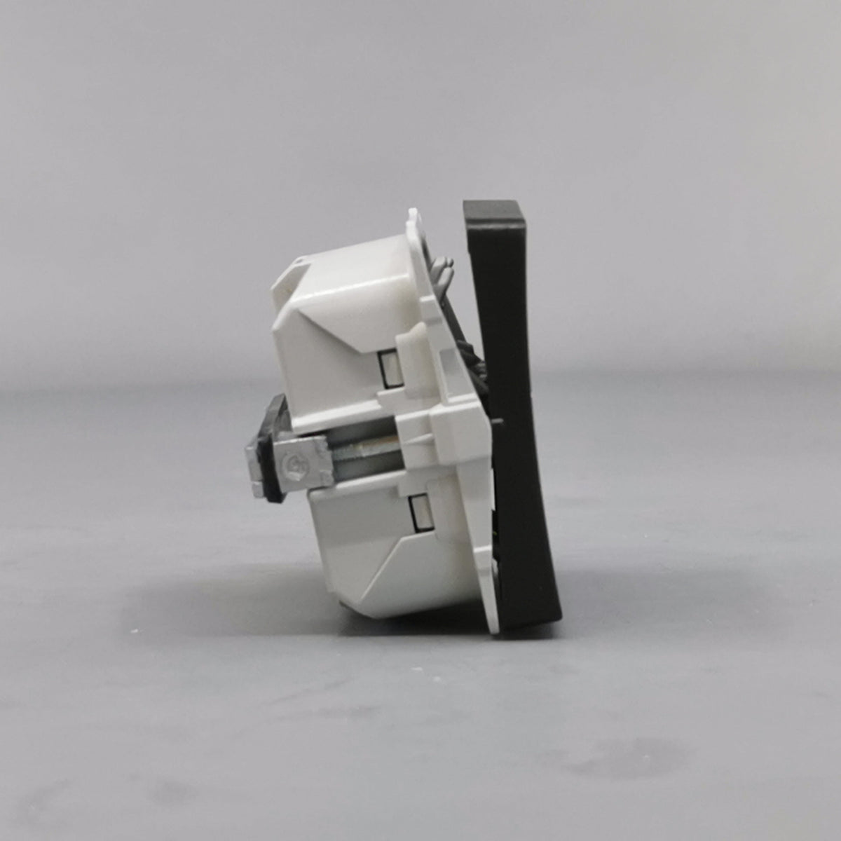 LK FUGA® afbryder korrespondance 16A, koksgrå (360° frame 19)
