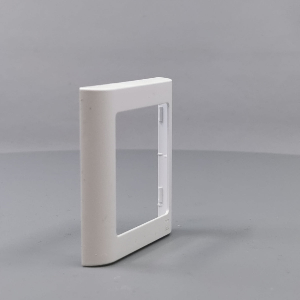 LK Fuga ramme SOFT 63 1m - hvid (360° frame 21)
