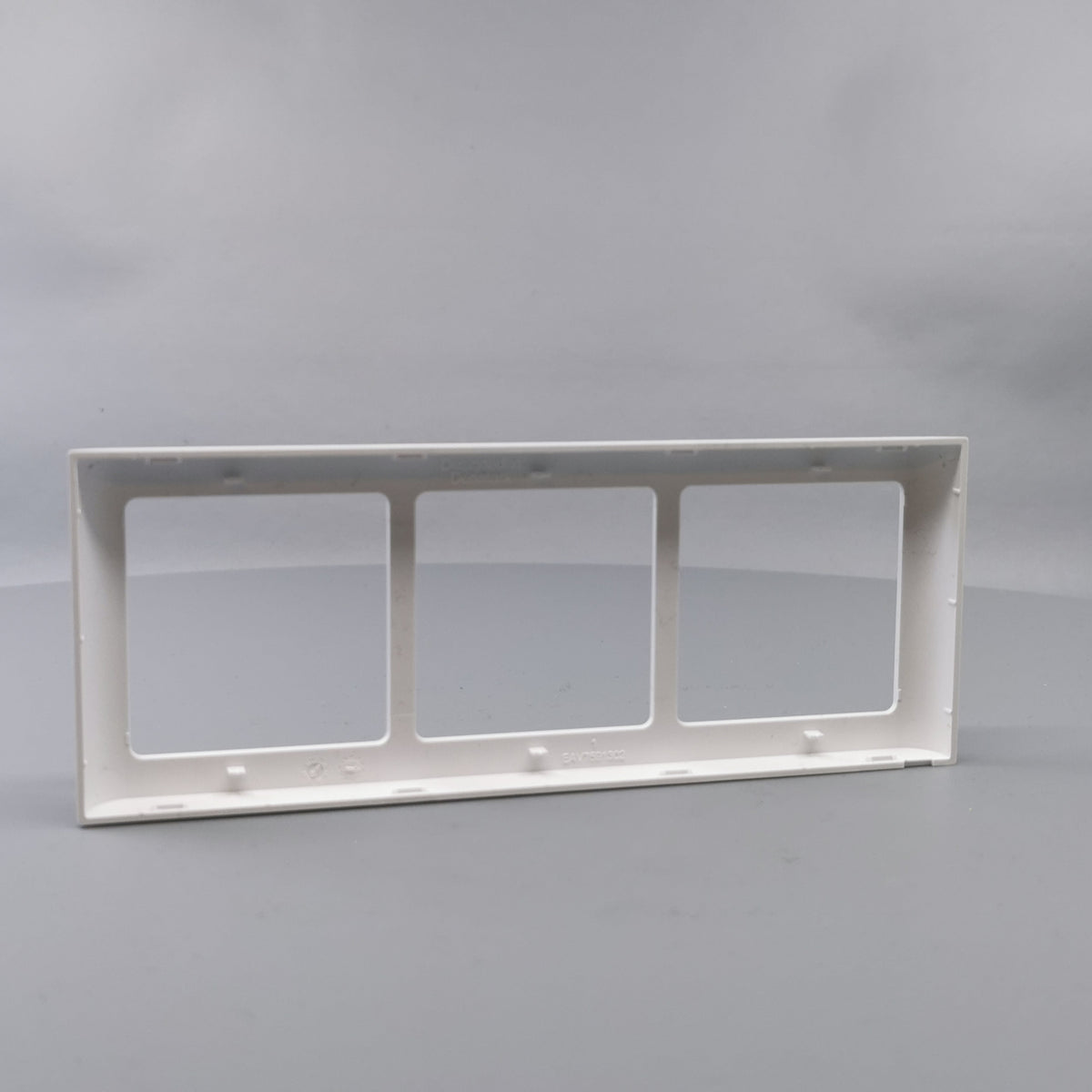 LK Fuga ramme SOFT 63 3x1m vandret - hvid (360° frame 12)