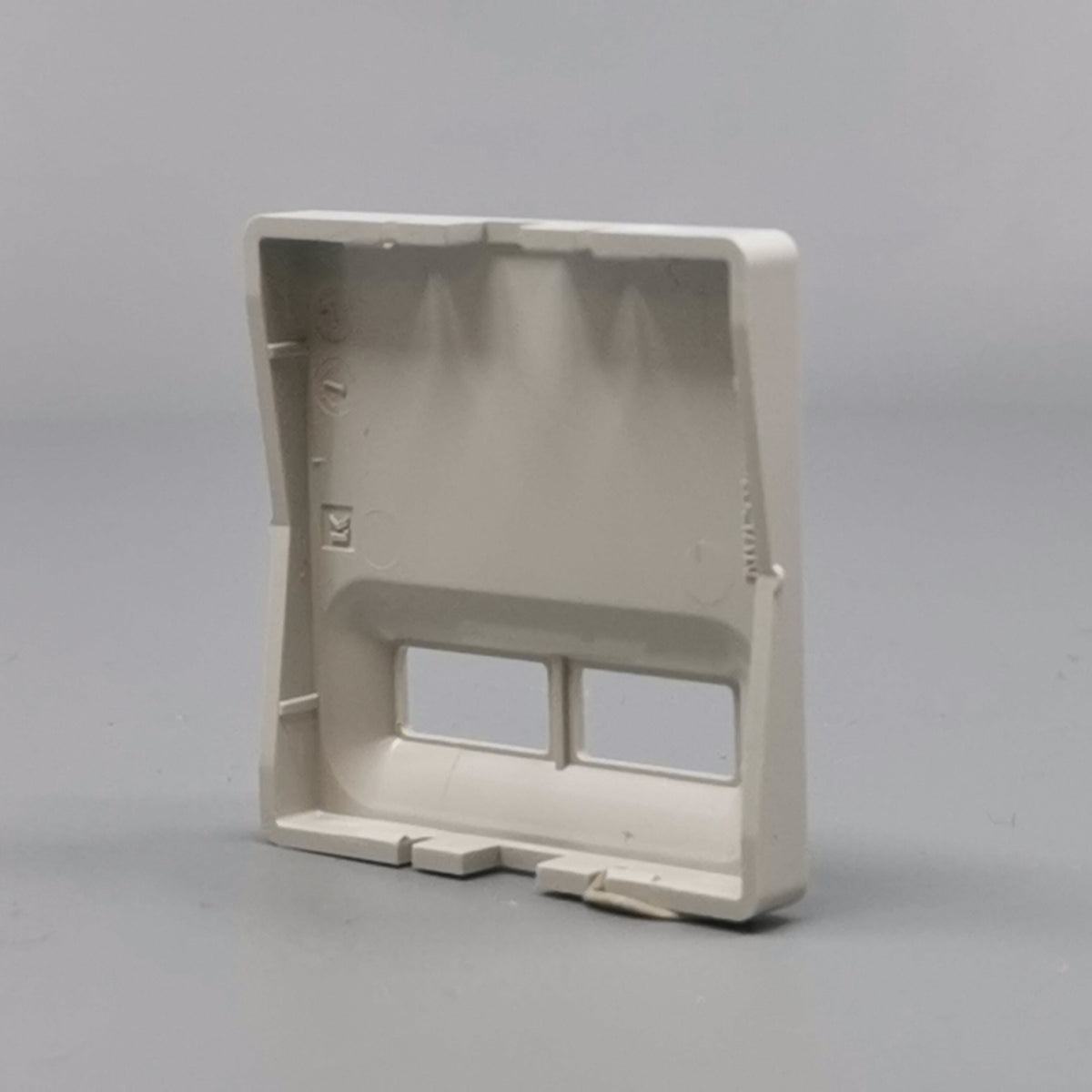 Fuga afdækning til 2 USB-ladere lysegrå (360° frame 16)