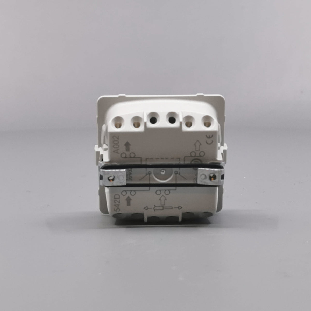 Fuga 2-polet afbryder 16A uden afdækning (360° frame 13)