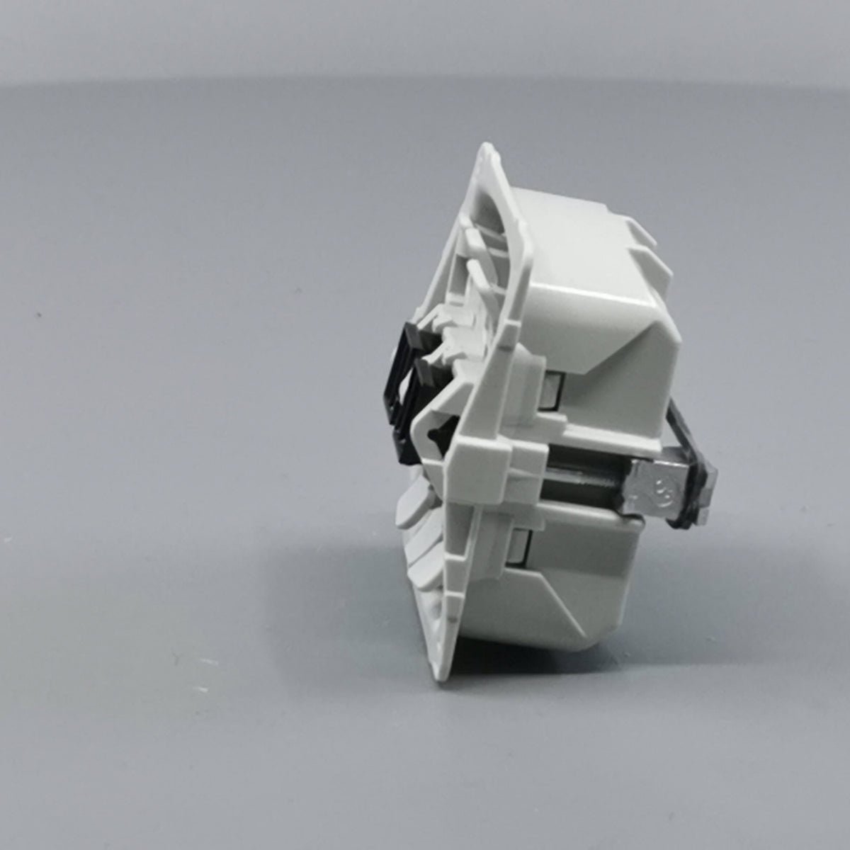 Fuga kroneafbryder 16A uden afdækning (360° frame 7)