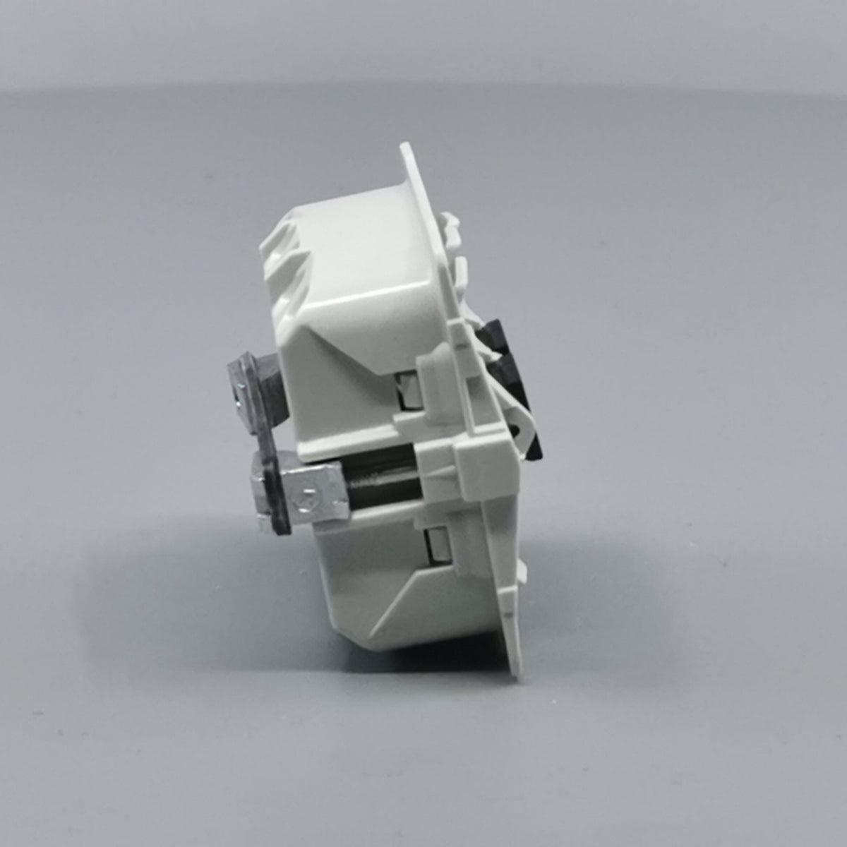 Fuga kroneafbryder 16A uden afdækning (360° frame 19)
