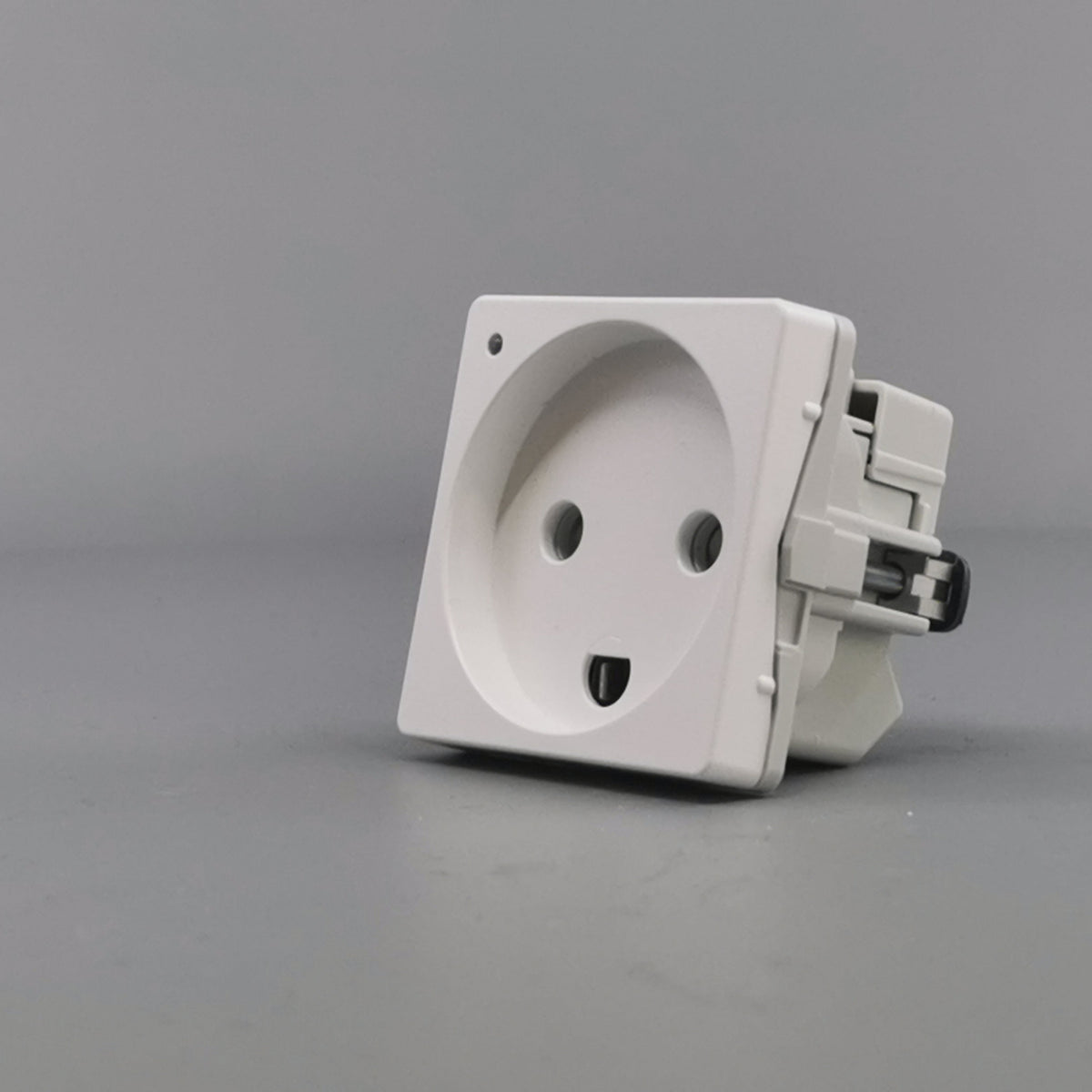 Fuga stikkontakt m. jord og LED lampe 1 modul - hvid (360° frame 4)