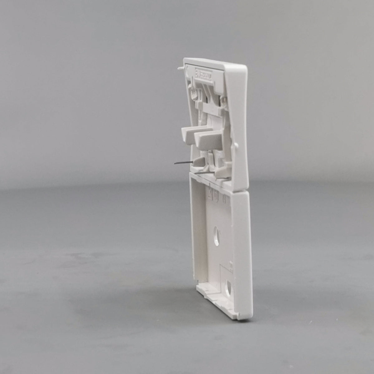 LK Fuga afdækning til stikkontakt m. jord og LED - hvid (360° frame 18)