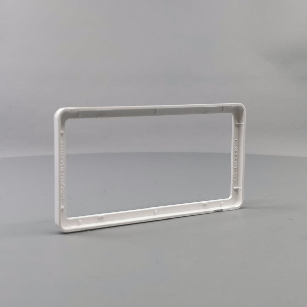 LK Fuga ramme SLIM 55 2m - hvid (360° frame 11)