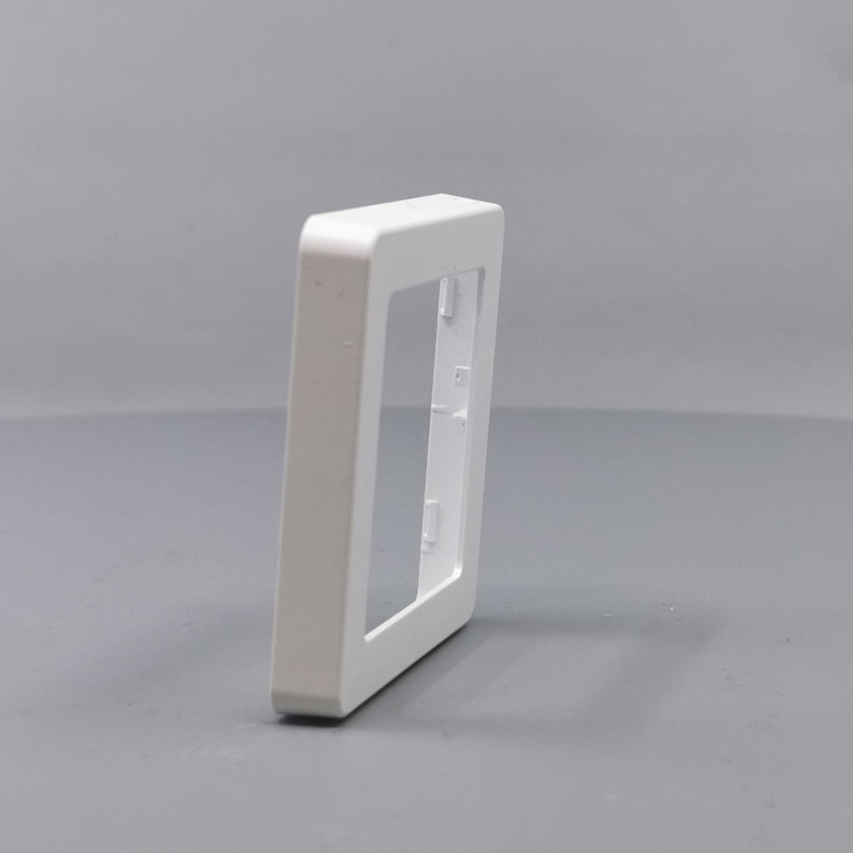LK Fuga ramme BASE 63 1m - hvid (360° frame 20)