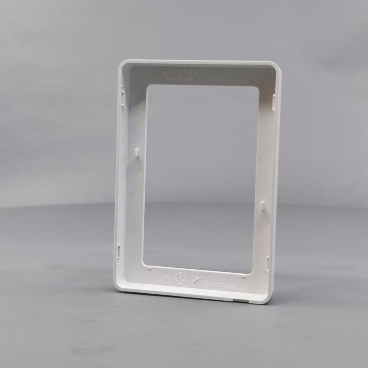 LK Fuga ramme BASE 63 1½m - hvid (360° frame 14)