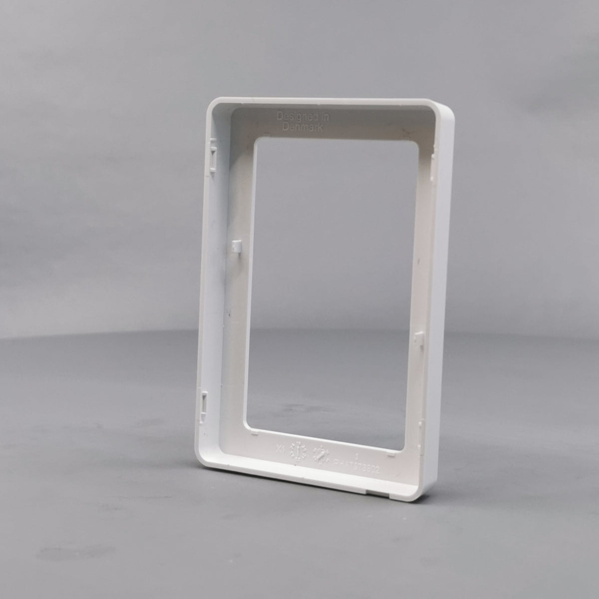 LK Fuga ramme BASE 63 1½m - hvid (360° frame 15)
