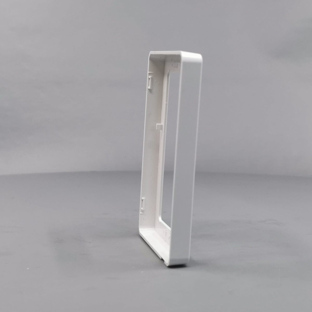 LK Fuga ramme BASE 63 1½m - hvid (360° frame 18)