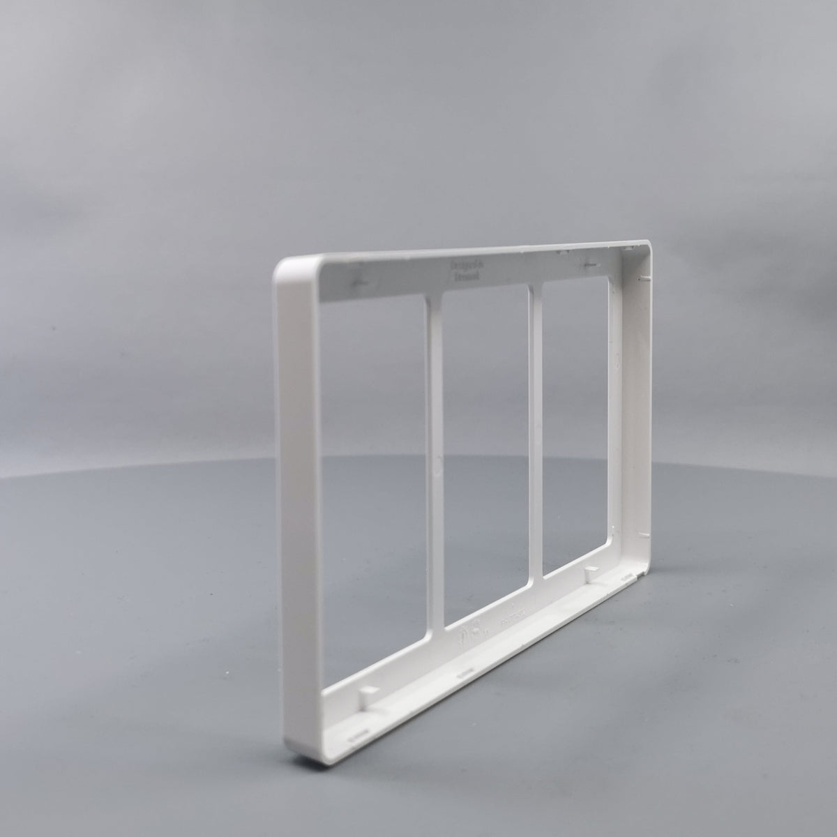 LK Fuga ramme BASE 63 3x1½m - hvid (360° frame 9)