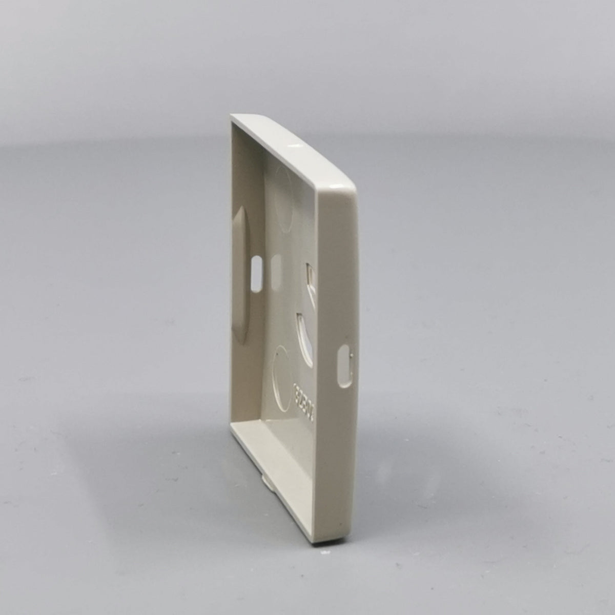 Dæksel for lampestikkontakt 50x50, gammel model - Lysegrå (360° frame 18)