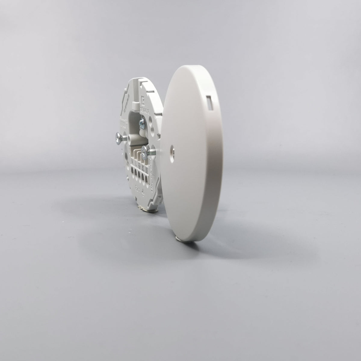 Lampeudtag Ø83mm. 5P Lysegrå (Ny model) (360° frame 6)