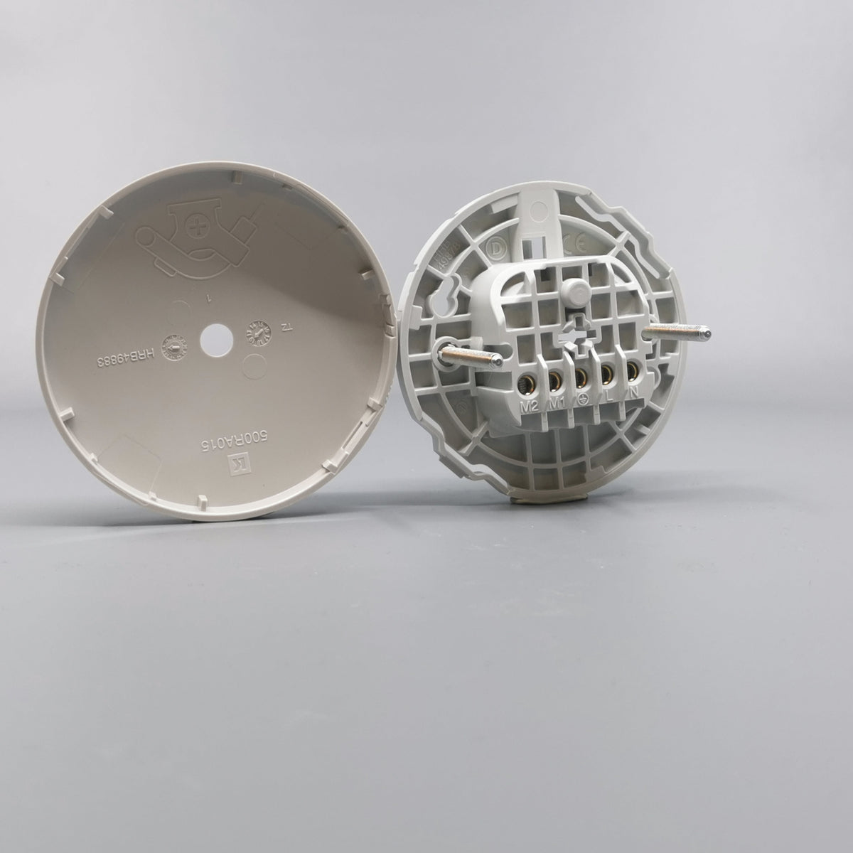 Lampeudtag Ø83mm. 5P Lysegrå (Ny model) (360° frame 12)