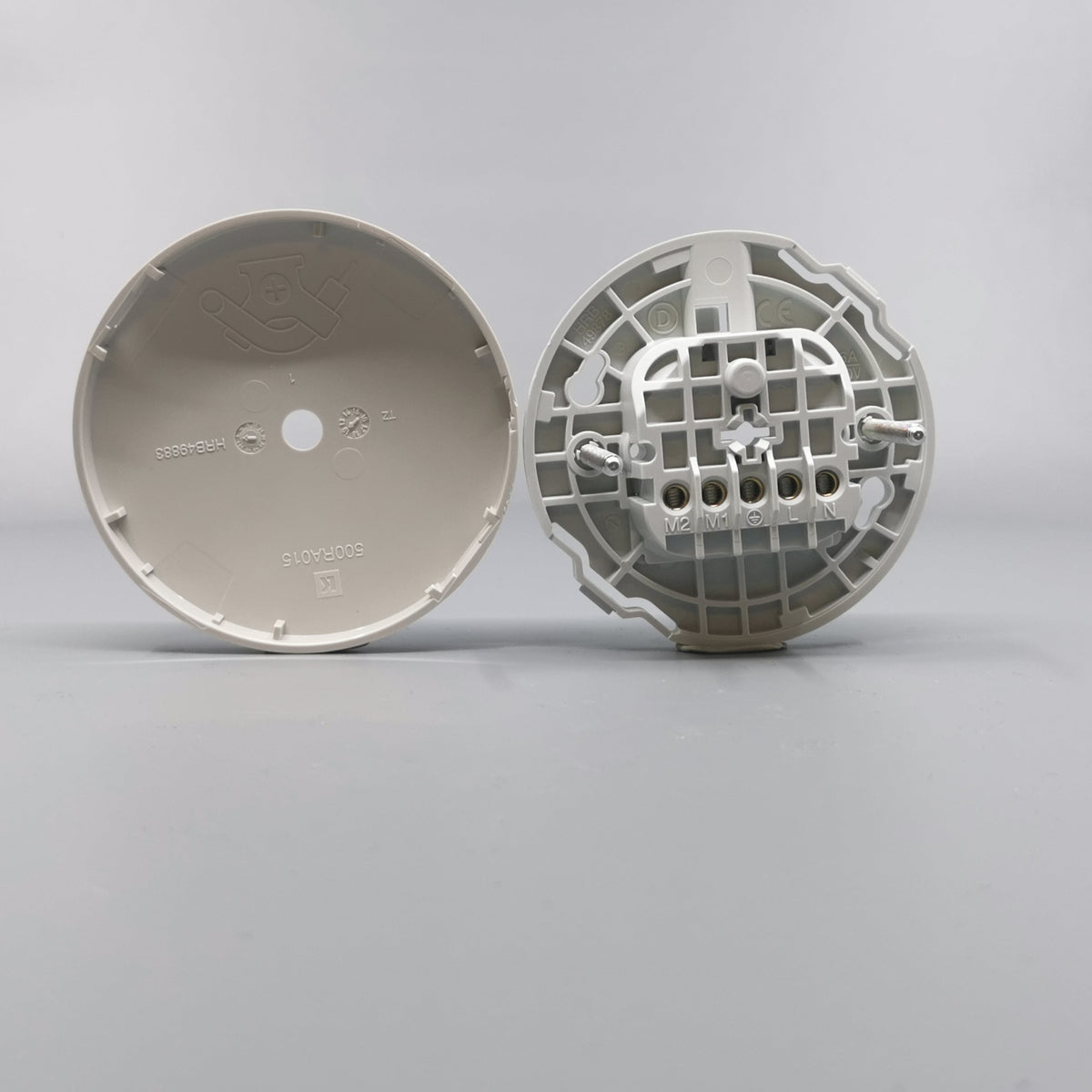 Lampeudtag Ø83mm. 5P Lysegrå (Ny model) (360° frame 13)