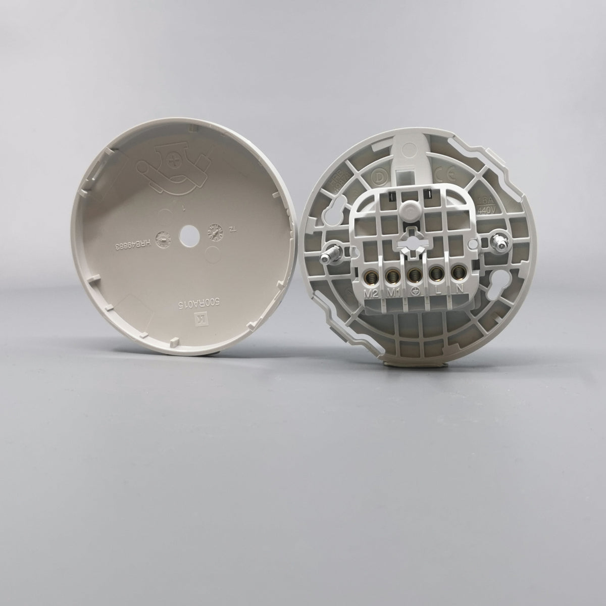 Lampeudtag Ø83mm. 5P Lysegrå (Ny model) (360° frame 14)