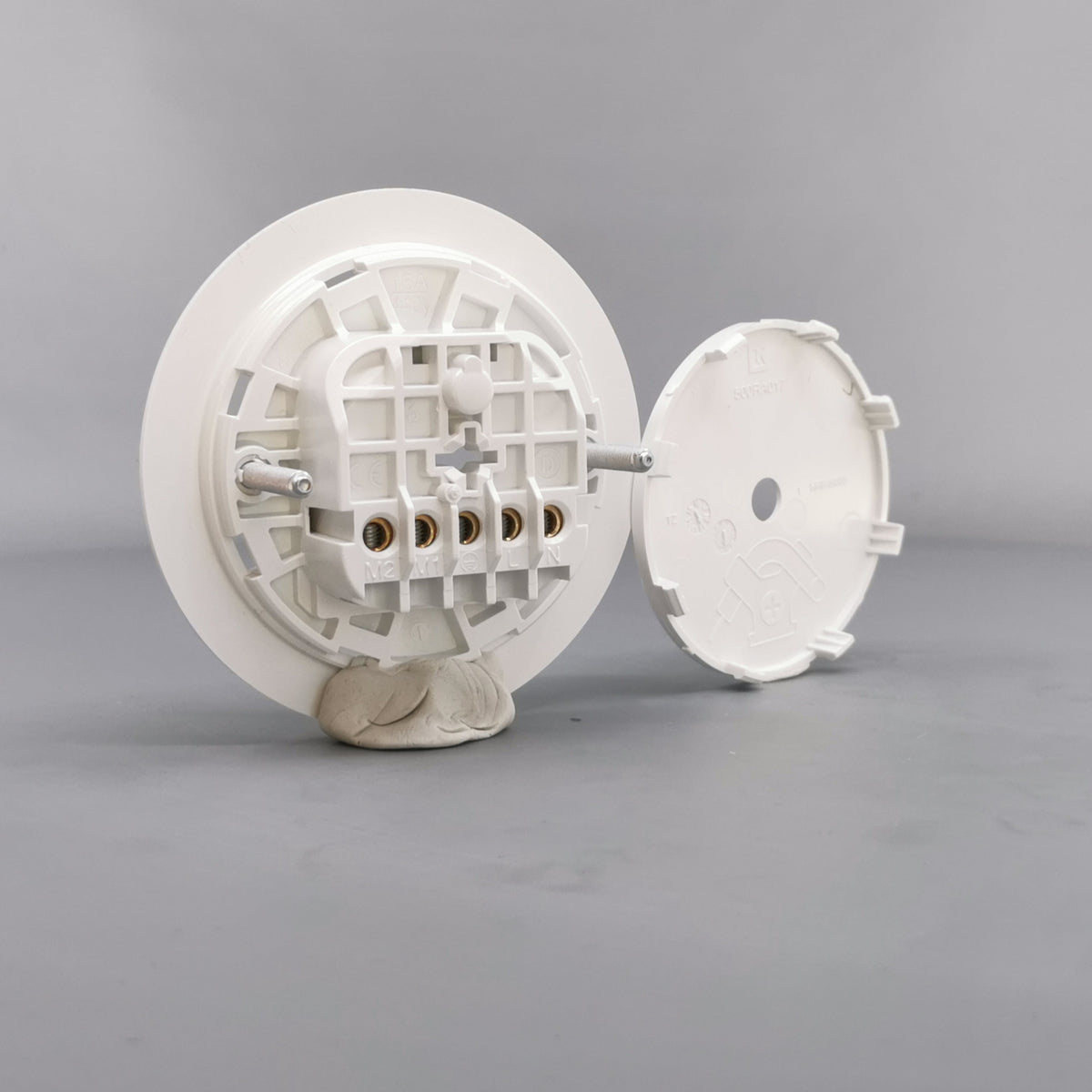 Lampeudtag Ø84mm. 5P Planforsænket Hvid (Ny model) (360° frame 11)