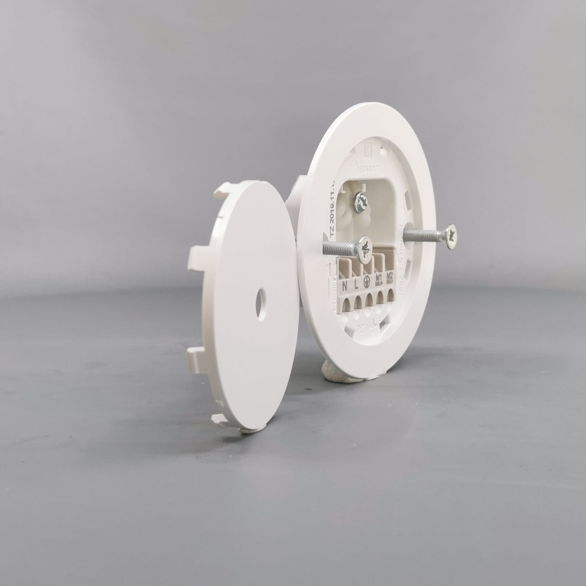 Lampeudtag Ø84mm. 5P Planforsænket Hvid (Ny model) (360° frame 21)