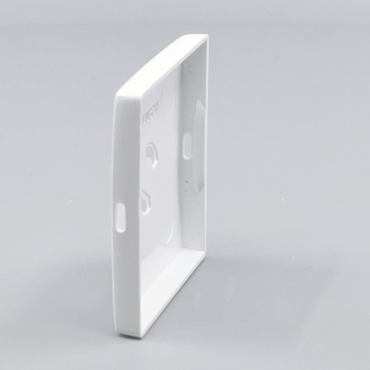 Dæksel for lampestikkontakt 50x50 hvid gl. model (360° frame 8)