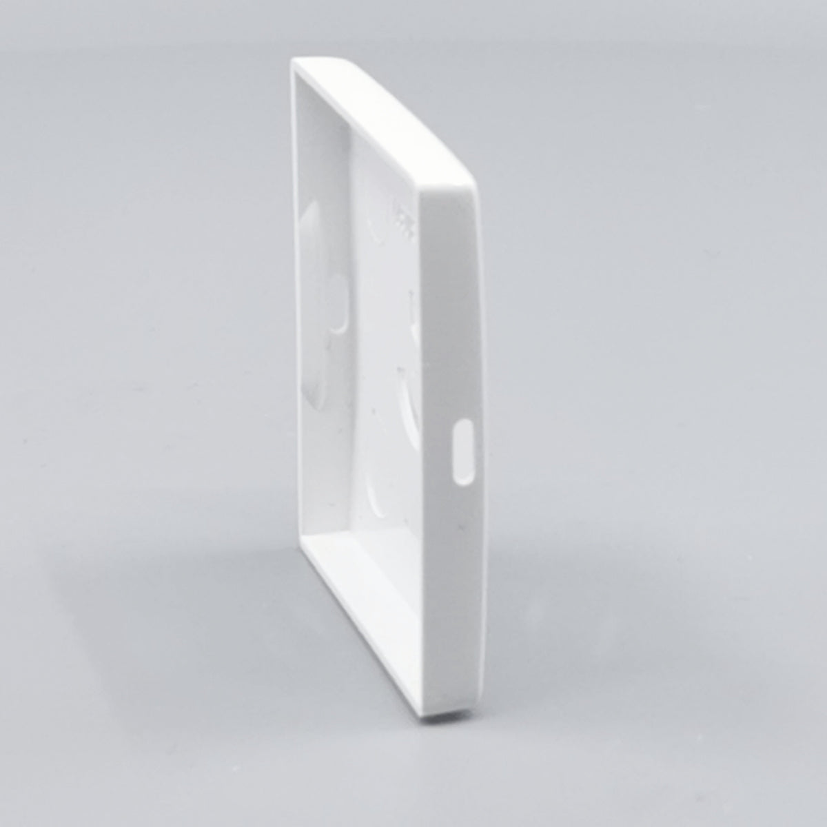Dæksel for lampestikkontakt 50x50 hvid gl. model (360° frame 18)