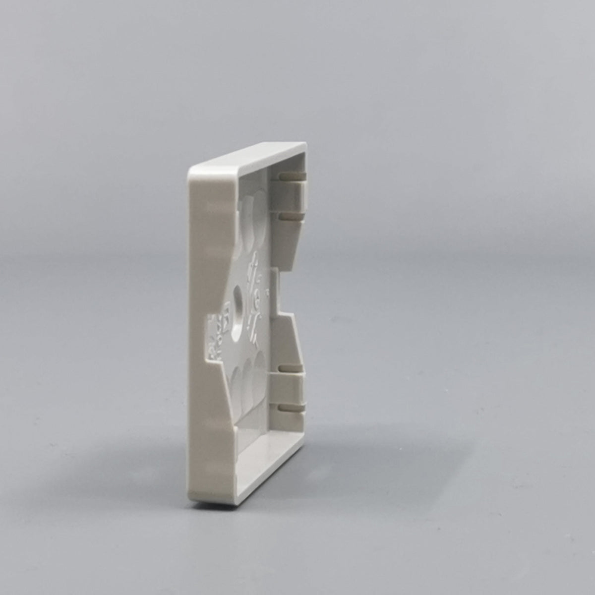 LK Fuga afdækning til lampeudtag 50x50, ny model - lysegrå (360° frame 8)