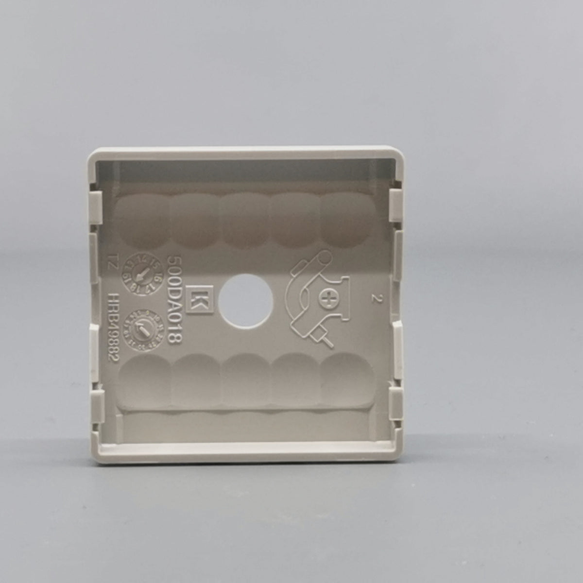 LK Fuga afdækning til lampeudtag 50x50, ny model - lysegrå (360° frame 13)