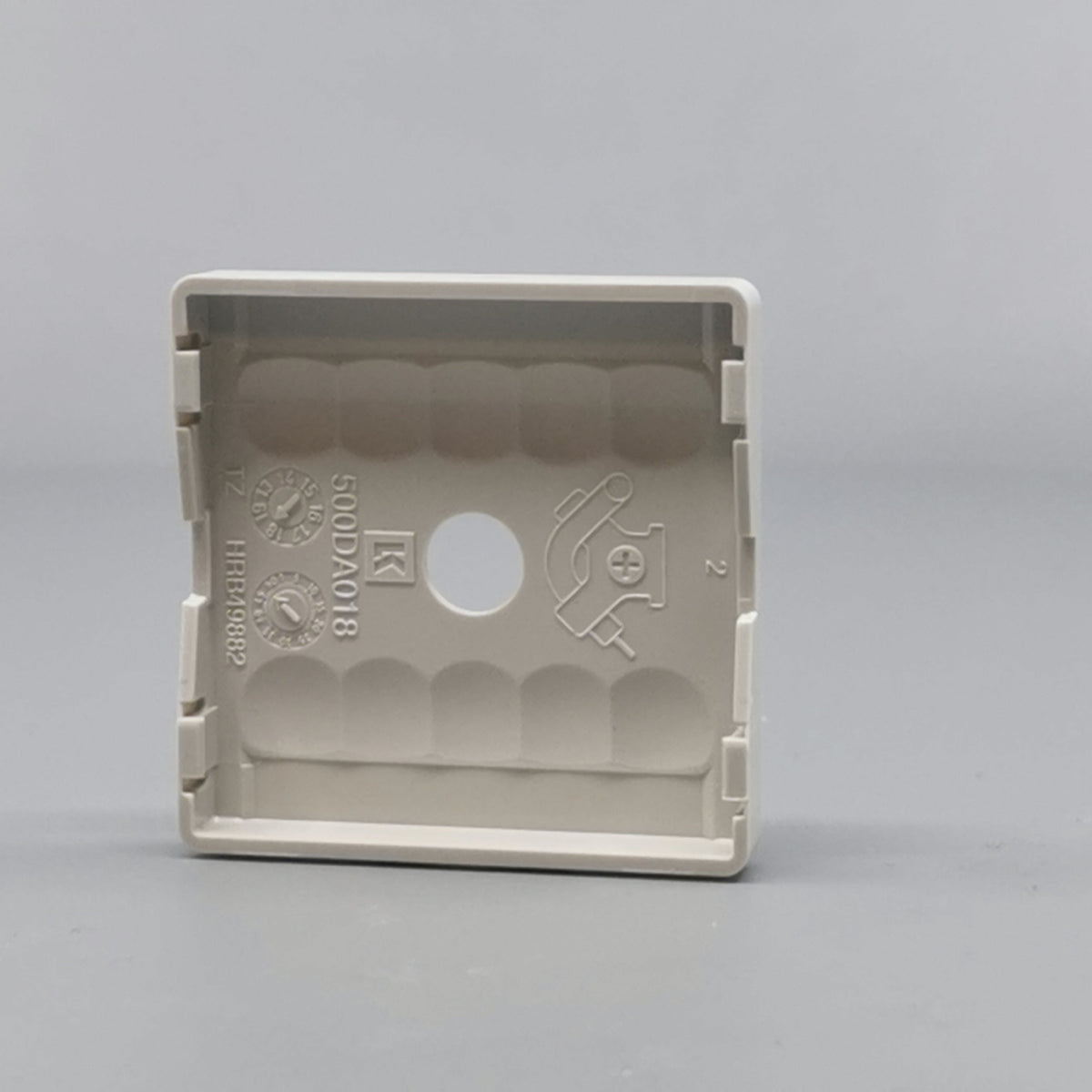 LK Fuga afdækning til lampeudtag 50x50, ny model - lysegrå (360° frame 14)
