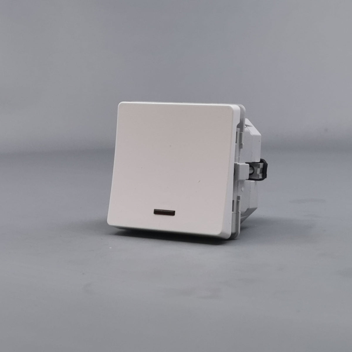 LK Fuga timer 1m 8A - hvid (360° frame 3)